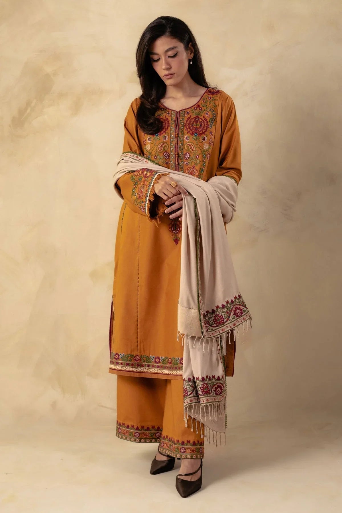 ZARA SHAHJAHAN - 3PC DHANAK EMBROIDERED SHIRT WITH DHANAK EMBROIDERED SHAWL AND TROUSER - HZG1380