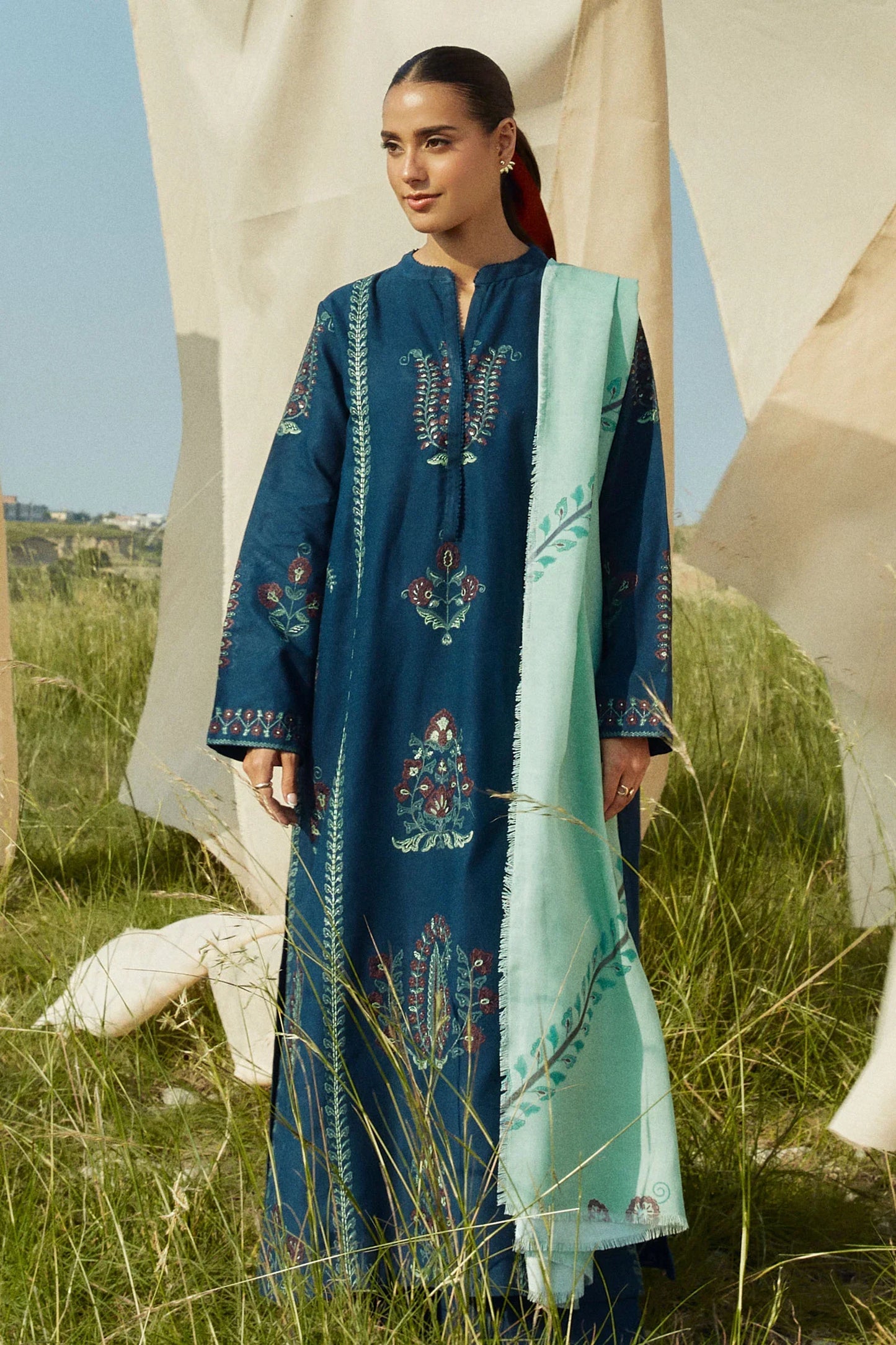 ZARA SHAHJAHAN - 3PC KHADDAR EMBROIDERED SHIRT WITH TWILL PRINTED SHAWL AND TROUSER - HZG1887