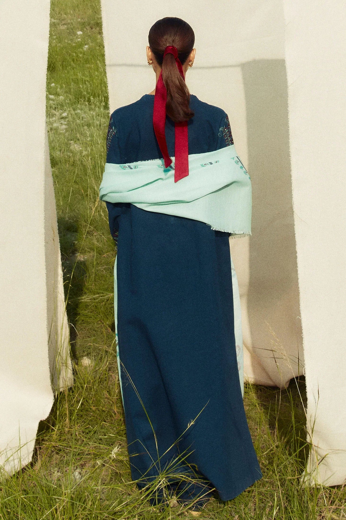 ZARA SHAHJAHAN - 3PC KHADDAR EMBROIDERED SHIRT WITH TWILL PRINTED SHAWL AND TROUSER - HZG1887