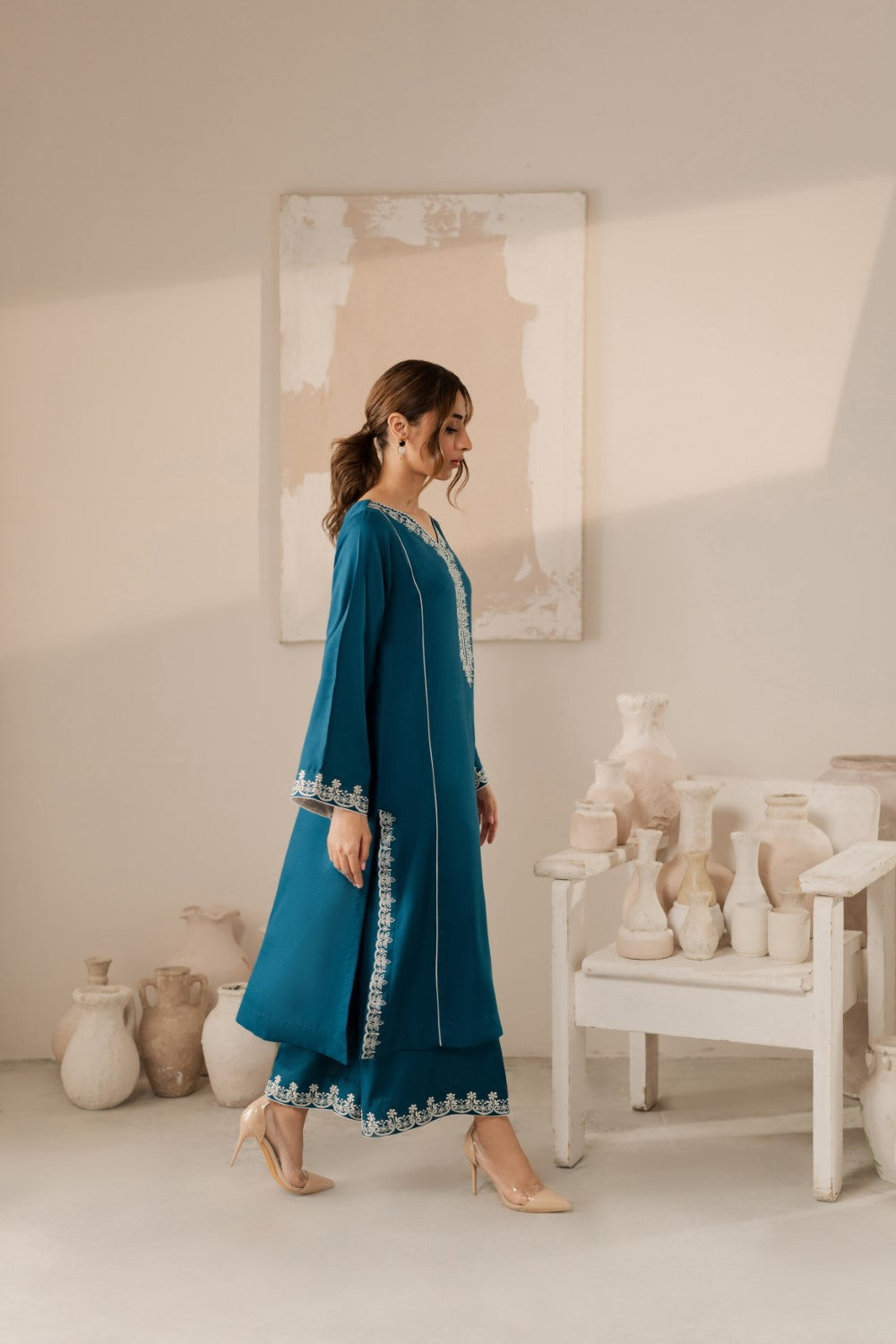 BATIK - 3PC LAWN EMBROIDERED SHIRT WITH CHIFFON PRINTED DUPATTA AND TROUSER - HZG2077
