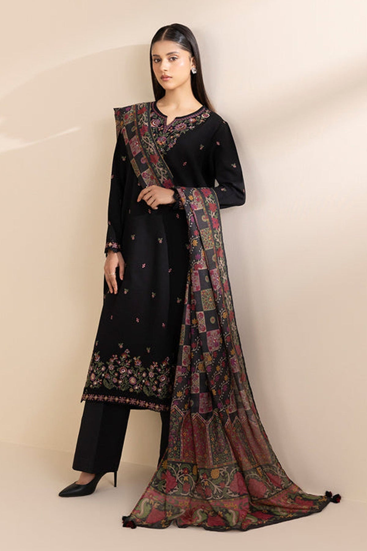 SAPPHIRE - 3PC DHANAK EMBROIDERED SHIRT WITH TWILL PRINTED SHAWL  AND TROUSER - HZG2015
