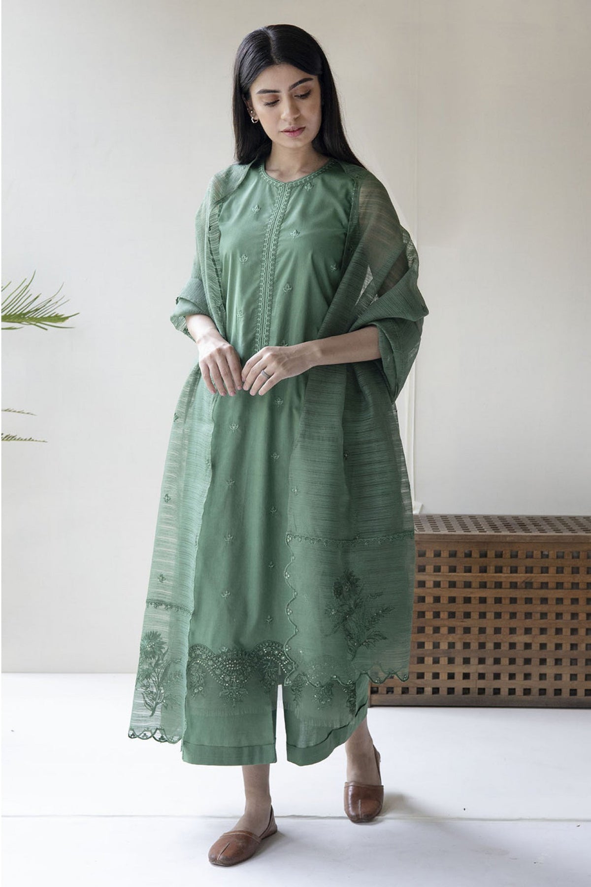 DYOT - 3PC DHANAK EMBROIDERED SHIRT WITH ORGANZA EMBROIDERED DUPATTA AND TROUSER - HZG2455